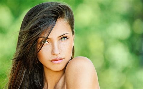 2200x1433 Women Model Brunette Face Eyes Lips Hair Long Hair Bare