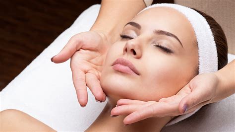 Explore Our Luxury Spa Facials At Champneys