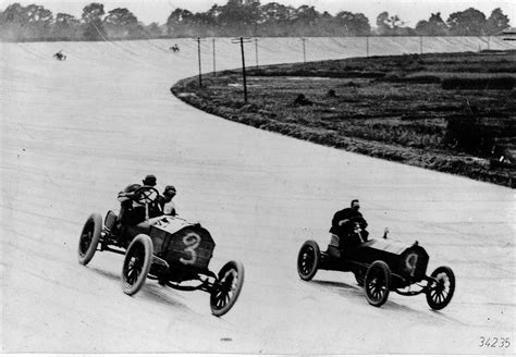 Brooklands The First Race Track In The World Dyler