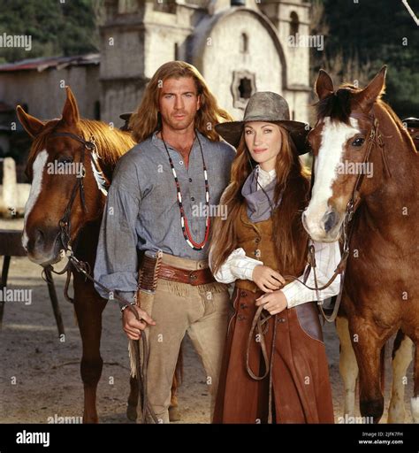 Jane Seymour Joe Lando Dr Quinn Hi Res Stock Photography And Images Alamy