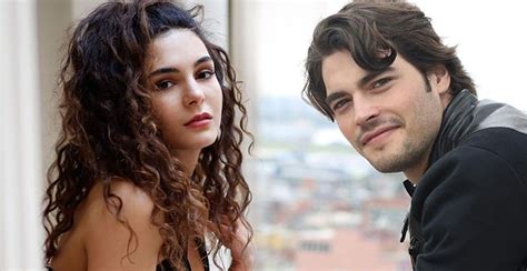 Hercai (inconstant love) is a turkish romantic drama television series starring akın akınözü, ebru şahin, gülçin santırcıoğlu, serhat tutumluer, oya unustası and ahmet tansu taşanlar. Hercai dizisinin yayın tarihi belli oldu! Fragman… - Turan ...