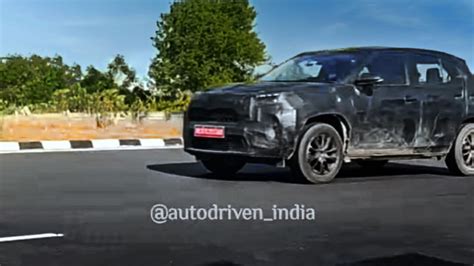 Toyota Yaris Cross SUV Spied In India Autocar India Latest Auto