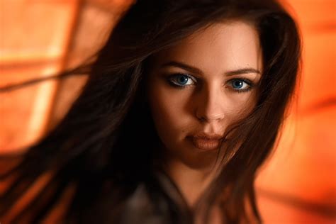 Women Model Brunette Blue Eyes Face Lips Looking At Viewer Women Indoors Long Hair