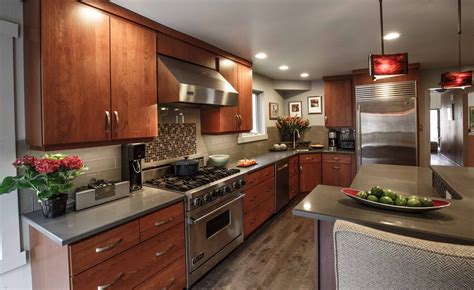 Warm Contemporary Kitchen Performance Kitchens And Home Manayunk