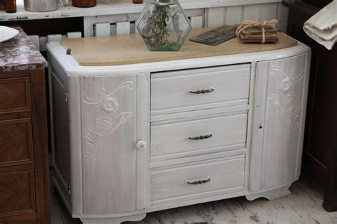 Kommode in weiß mit 3 schubkästen hochwertige rahmenfronten metallknöpfe im vintage look maße. Vintage Kommoden - Kommode " Noelle" in Shabby weiss - ein Designerstück von Villa-Blanc bei ...