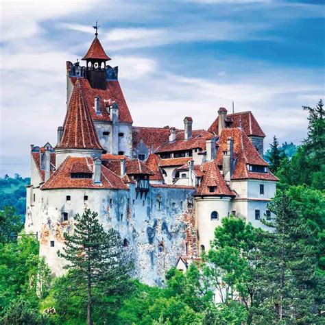 Rumanía Bran Vista Del Castillo De Bran Conocido Como El Castillo