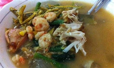 Informasi lengkap tempat makanan & minuman. Lima Tempat Makan Kapurung Favorite Di Makassar - BeritaMks