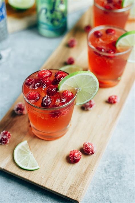sparkling vodka cranberry with lime eating bird food