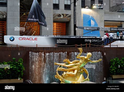 Oracles Americas Cup Challenger And Prometheus Statue At Rockefeller