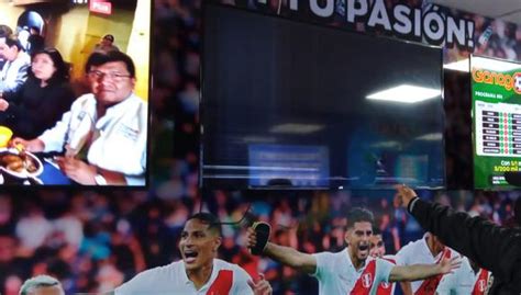 Tacna Hincha Rompe Televisor De 50 Pulgadas Al Celebrar Gol De Perú