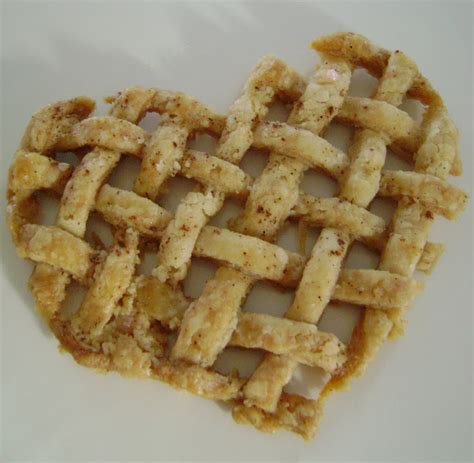 This is the best nilla wafer pie crust ever and so easy too! Jo and Sue: Pie Crust Ideas