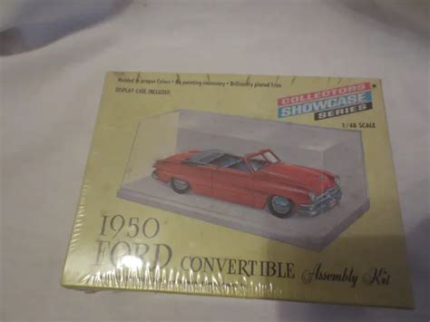 Renwal 1966 Collectors Showcase Series 148 Scale 1950 Ford Convertible