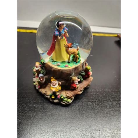 Walt Disneys Snow White And The Seven Dwarfs Musical Snow Globe Plays