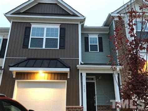 Apartments And Houses For Rent In Greenbrier Townhomes Raleigh Nc Compass