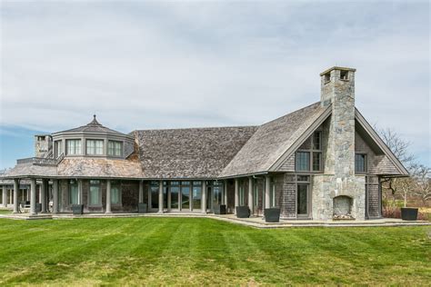 A Cape Cod Style House On 29 Beautiful Acres Is On The Market For 22 Photos Architectural Digest