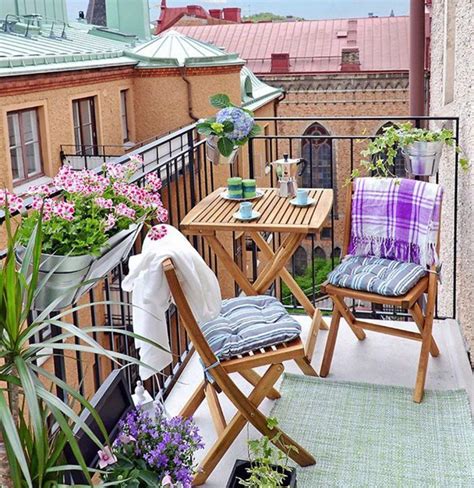 21 Cozy And Stylish Small Balcony Design Ideas Diseño Pequeño Balcón