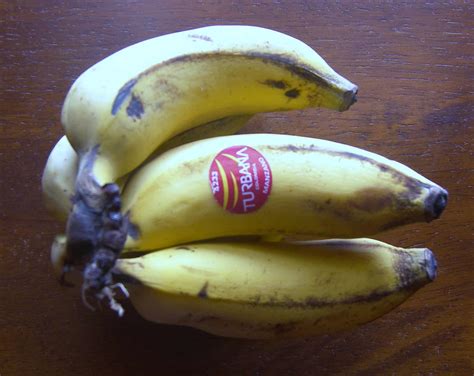 What is a Manzano Banana? - Eat Like No One Else