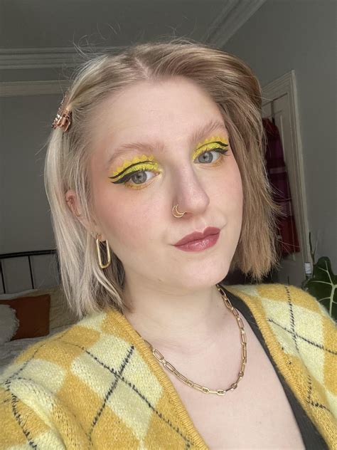 Did A Little Look Inspired By My Cardigan Took Me A Couple Tries To Get It Right Feat