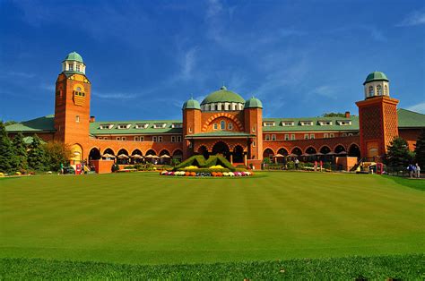 Daily herald is suburban chicago's largest daily newspaper. Medinah Country Club Photograph by Wesley Shade