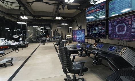 You Can Explore The Inside Of The Batcave From Batman V Superman On