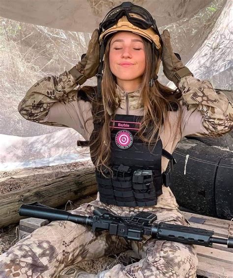 Pin By Tony Sommerfeld On Peacekeeper Military Girl Military Women Warrior Woman