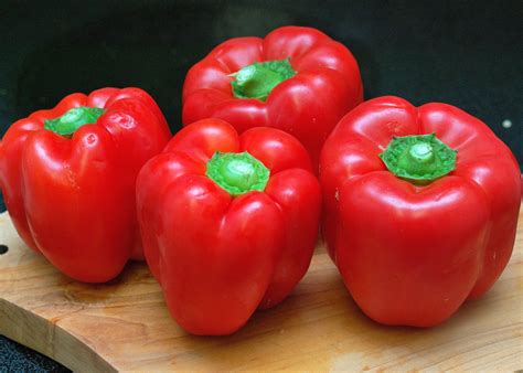 7 Reasons to Eat More Red Bell Peppers | 1mhealthtips.com