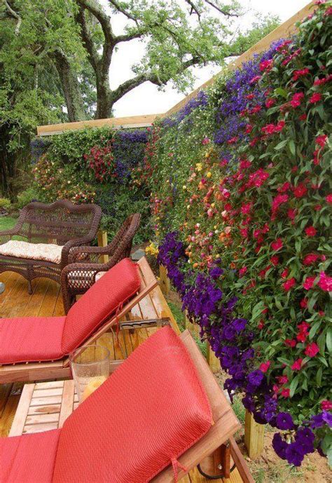 15 Privacy Screen Ideas That Will Make You Say Wow Garden Wall Decor