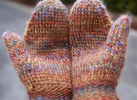 Pdf knitting pattern shark mittens. Basic Twined Mittens by lisaellisdesign - Craftsy