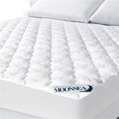 A good mattress topper can make your bed irresistibly comfortable. Moonsea Queen Mattress Pad Thick Quilted Mattress Topper ...