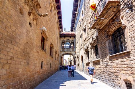 Gothic Quarter In Barcelona Explore A Maze Of Medieval Streets And