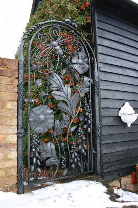 Sales@residentialgates.co.uk visit our showroom >. 15 Decorative Metal Gate Design for Amazing First Impression