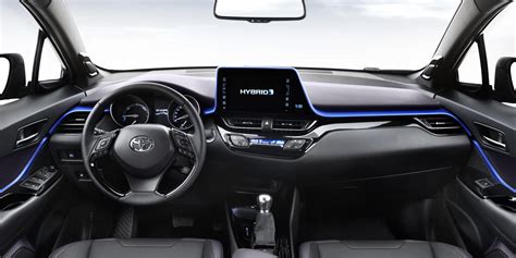 Así Es El Interior Del Toyota C Hr Futurista Y Diferente