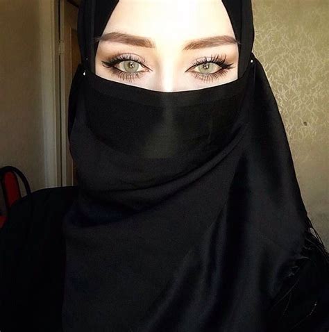Pin By Nauvari Kashta Saree On Hijabi Queens Beautiful Hijab Niqab Hijabi Girl