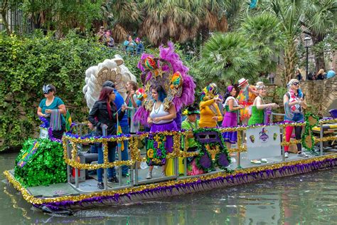 San Antonios Free Mardi Gras Festival And River Parade Takes Over The