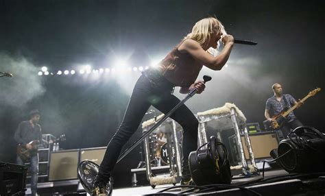 Emily Haines Returns To Sf With Metric For New Years Eve Sfgate
