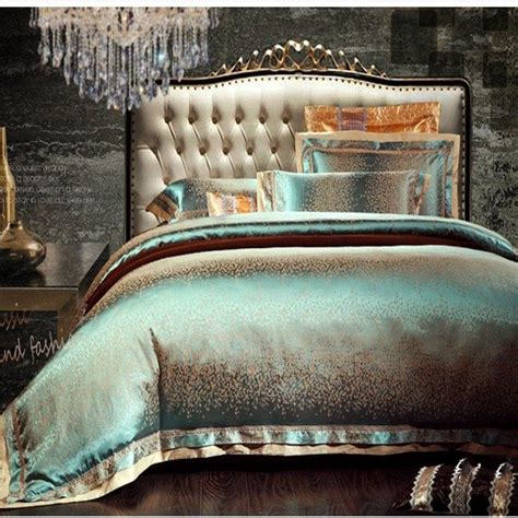 Luxury silk bedding set is made from top quality, heavyweight pure seamless mulberry silk. 4/6pcs Green Jacquard Satin bedding set king queen Luxury ...