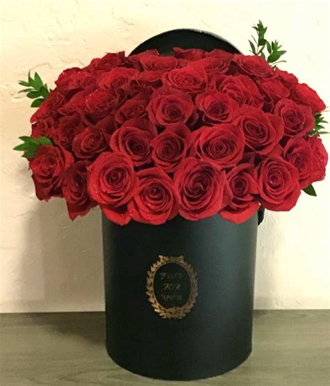 Bundles Of Red Joy In Peoria Az Exclusive Flowers And Ts Llc