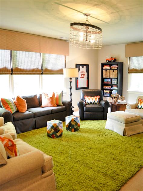 Still, the neutral colors help it blend in seamlessly with the rest of the furniture and decor. Photo Page | HGTV
