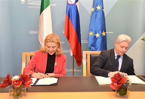 Woman of courage elisabetta belloni is appointed head of italy's secret services. Consultazioni del Segretario Generale, Amb. Elisabetta ...