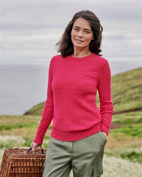 Fuchsia Pink Cashmere Merino Cable Crew Neck Jumper Woolovers Au