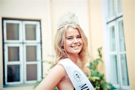 Matagi Mag Beauty Pageants Kätlin Valdmets Miss Universe Estonia 2012