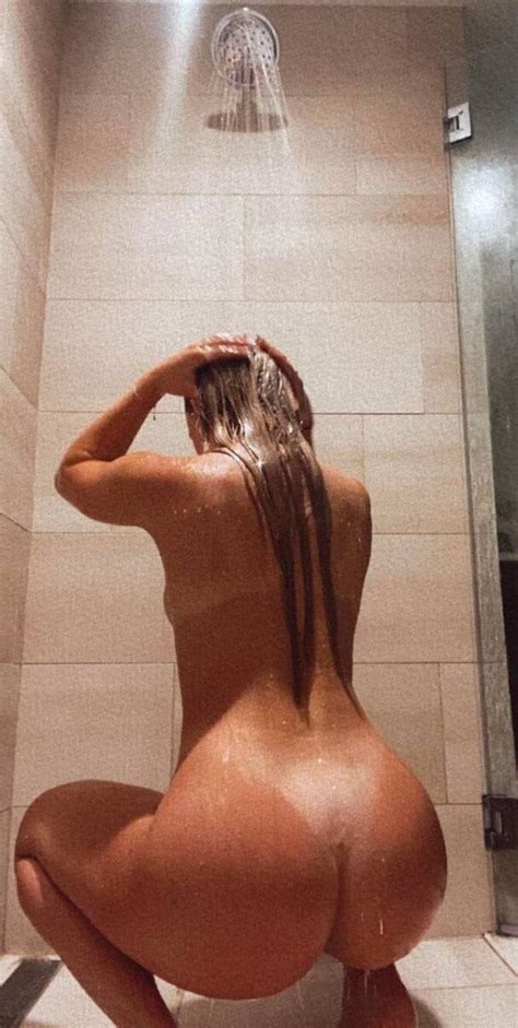 Porn Fap On Twitter Katiesigmond Nude Wet Shower Pics Porn Nsfwtwt