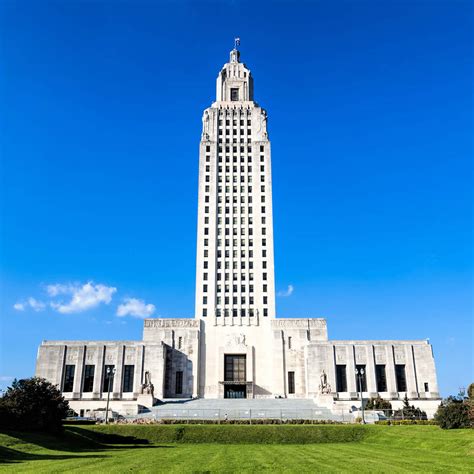 Louisiana State Capitol Building In Baton Rouge La 4 Photos