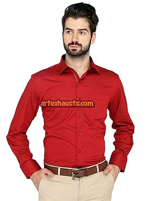 Gambar ini mampu kamu download dengan mutu hd secara gratis disini. 15 Baju Merah Terkini Untuk Lelaki Dan Wanita dalam Trend