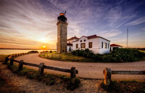 A Beavertail Lighthouse Sunset Lighthouse Hdr Photography Island Life