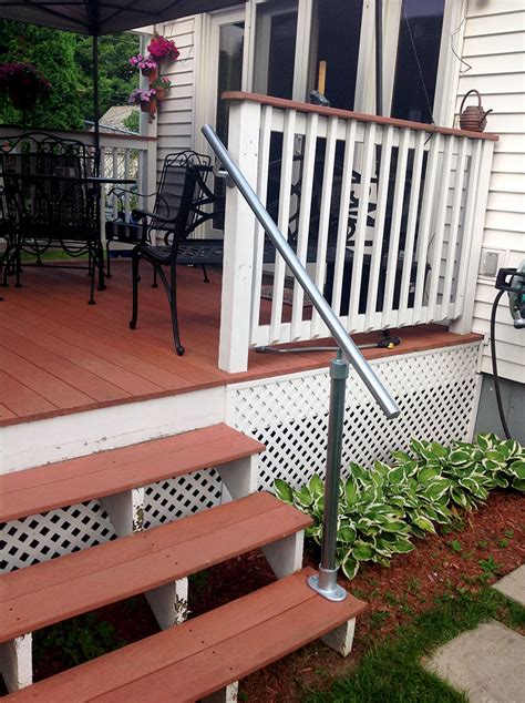 The peak aluminum railing system is designed with an emphasis on style, durability and quality. 13 Outdoor Stair Railing Ideas (That You Can Build Yourself) | Simplified Building