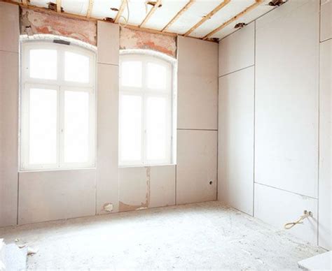 Wand verputzen innen aussen schritt fur schritt. Eine Alternative zum Verputzen von Wänden ist das ...