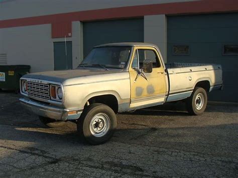 Purchase Used 1978 Dodge Power Wagon Camper Special W200 4404bbl In