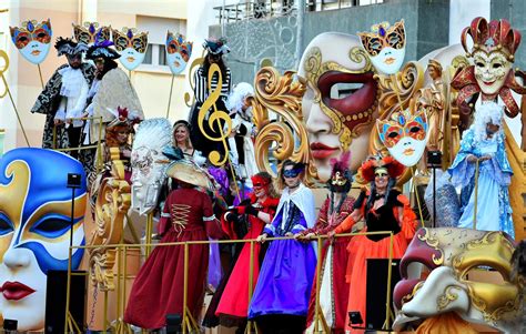 Cómo Se Celebra El Carnaval De Cádiz ¡descubre Qué Se Hace Este 2024