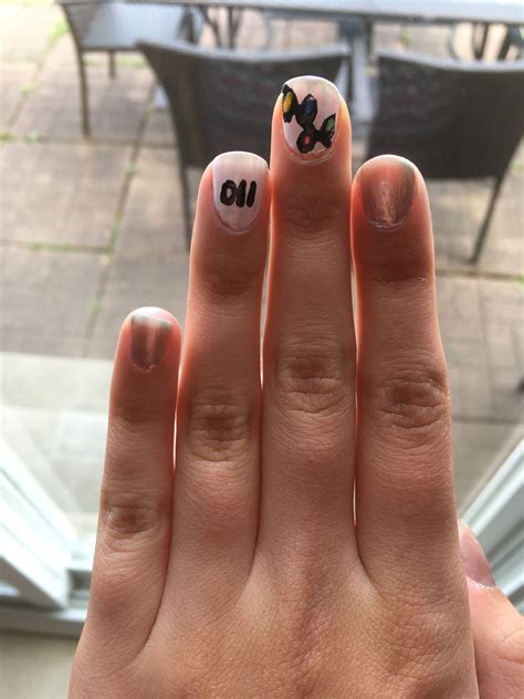 Check spelling or type a new query. Pin by 𝓒𝓵𝓪𝓻𝓲𝓼𝓼𝓪 on Stranger things ️ ️ | Print tattoos, Paw print tattoo, Paw print
